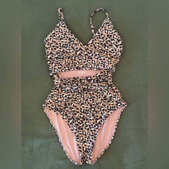 Aerie Leopard Print One Piece Swimsuit - Picture 3 of 5
